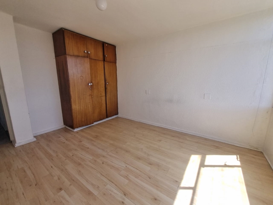 2 Bedroom Property for Sale in Labiance Estate Western Cape